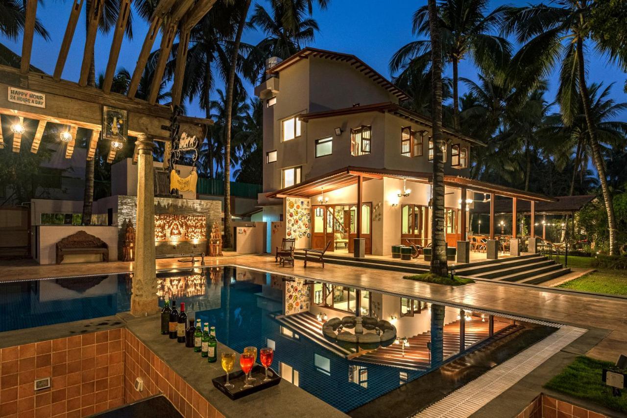 Saffronstays Casa Del Palms, Alibaug - Luxury Pool Villa With Chic Interiors, Alfresco Dining And Island Bar Alibág Kültér fotó